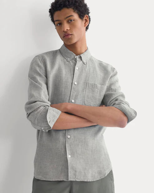 The Classic Shirt in Linen